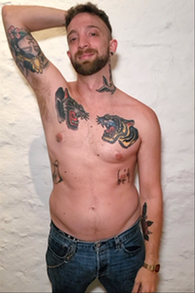 Naked Yogui